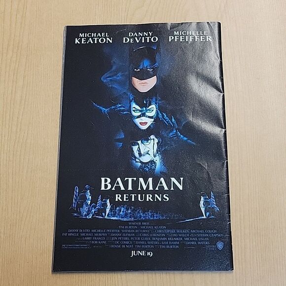 Batman Comic Book 1992, Batman Forever Vhs, Book, Folder, Paper Mask - Picture 3 of 13